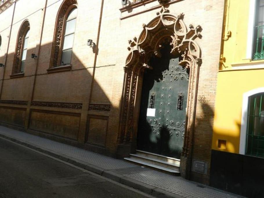 Prime Location! Apartment Seville Luaran gambar
